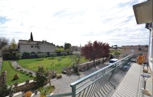 Amazing home in Caromb with 3 Bedrooms and WiFi