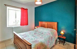 Amazing home in Comps with WiFi and 1 Bedrooms