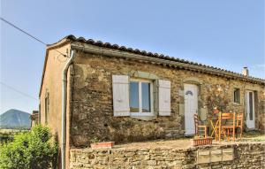 Amazing home in Comps with WiFi and 1 Bedrooms