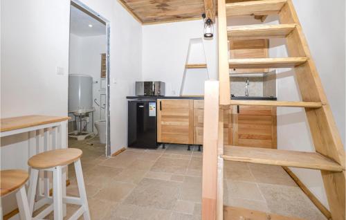 Amazing home in Feliceto with 1 Bedrooms, Private swimming pool and Outdoor swimming pool