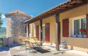 Amazing home in Flaviac with 3 Bedrooms, WiFi and Outdoor swimming pool