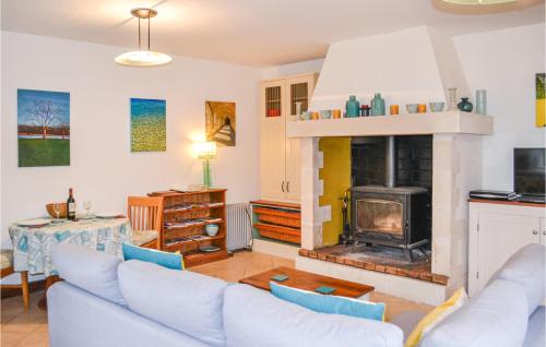 Amazing home in Gabillou with 1 Bedrooms, WiFi and Outdoor swimming pool
