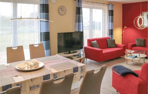 Amazing home in Garz with 3 Bedrooms and WiFi