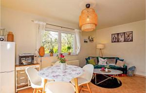 Amazing home in Goldlauter-Heidersbach with 2 Bedrooms and WiFi