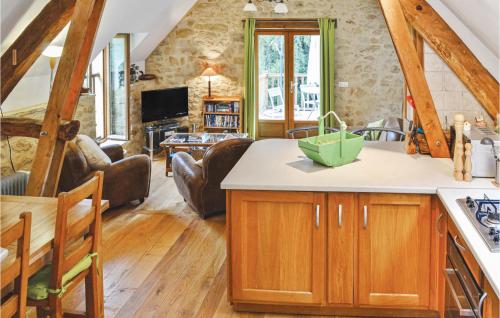 Amazing home in Groljac with 2 Bedrooms, WiFi and Outdoor swimming pool
