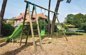 Amazing home in Hericourt-en-Caux with 6 Bedrooms and WiFi