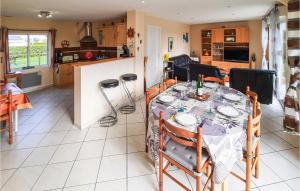 Amazing home in Kerlouan with 3 Bedrooms and WiFi