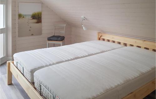 Amazing home in Krems II-Warderbrck with 3 Bedrooms, Sauna and WiFi