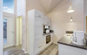 Amazing home in Krems II-Warderbrck with Sauna, WiFi and 3 Bedrooms