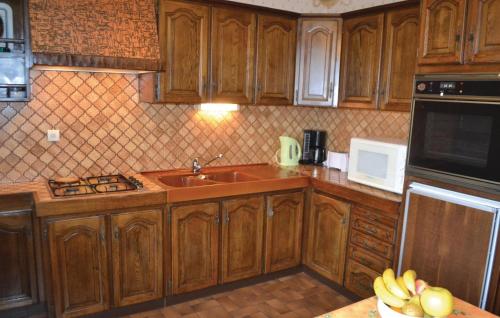 Amazing home in La Fresnais with 2 Bedrooms and WiFi