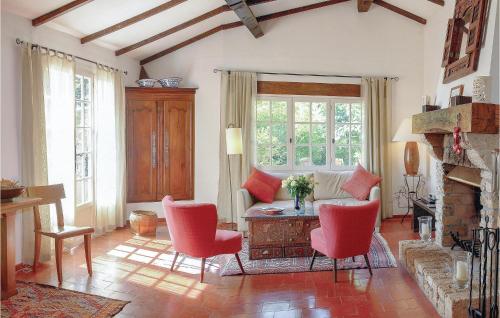 Amazing home in La Garde Freinet with 2 Bedrooms and WiFi