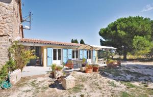 Amazing home in La Garde with 2 Bedrooms, Internet and Outdoor swimming pool