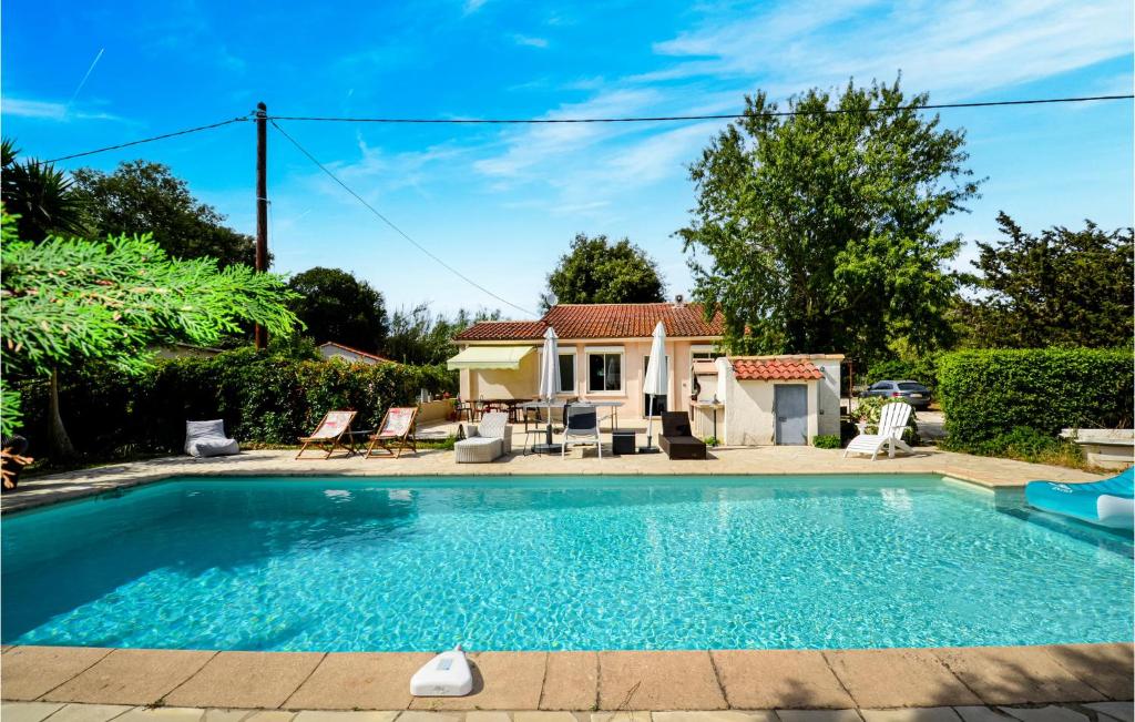 Maison de vacances Amazing home in La Seyne Sur Mer with 3 Bedrooms, WiFi and Outdoor swimming pool  83500 Six-Fours-les-Plages