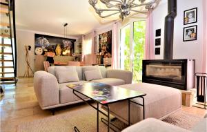Amazing home in Lafare with Outdoor swimming pool, WiFi and 3 Bedrooms