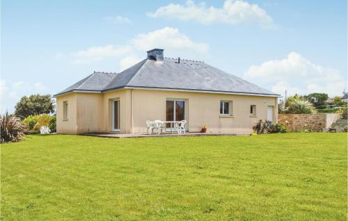 Amazing home in Landeda with 2 Bedrooms and WiFi