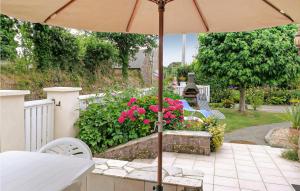 Amazing home in Le Faout with WiFi and 3 Bedrooms