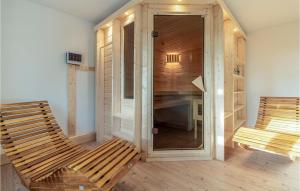 Amazing home in Lehe with 2 Bedrooms, Sauna and WiFi