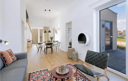 Amazing home in Lembruch-Dmmer See with 2 Bedrooms, Sauna and Indoor swimming pool