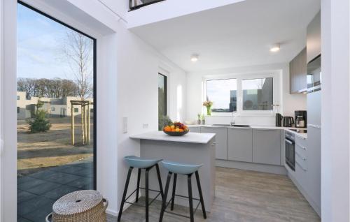 Amazing home in Lembruch-Dmmer See with 2 Bedrooms, Sauna and Indoor swimming pool