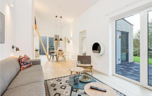 Amazing home in Lembruch-Dmmer See with 2 Bedrooms, Sauna and Indoor swimming pool
