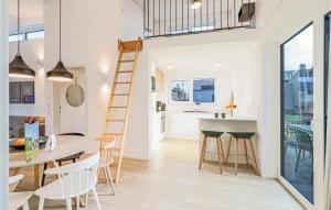Amazing home in Lembruch-Dmmer See with 2 Bedrooms, Sauna and Indoor swimming pool