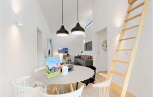 Amazing home in Lembruch-Dmmer See with 2 Bedrooms, Sauna and WiFi