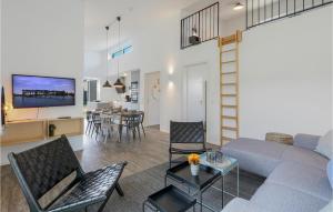 Amazing home in Lembruch-Dmmer See with Sauna, WiFi and Indoor swimming pool