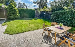 Amazing home in Lübeck with WiFi