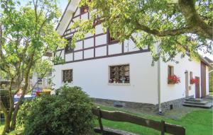 Amazing home in Monschau-Hfen with 4 Bedrooms and WiFi