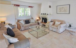 Amazing home in Montauroux with Private swimming pool, Outdoor swimming pool and WiFi