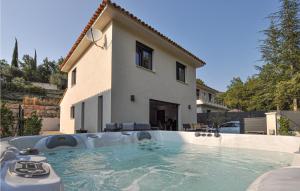 Amazing home in Montauroux with WiFi and 3 Bedrooms