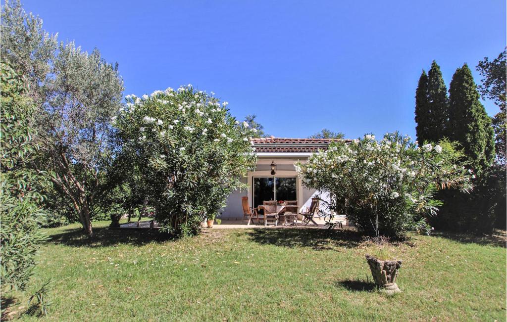 Amazing home in Montlimar with 3 Bedrooms and WiFi Chemin de la Nitrière 51, 26200 Montélimar