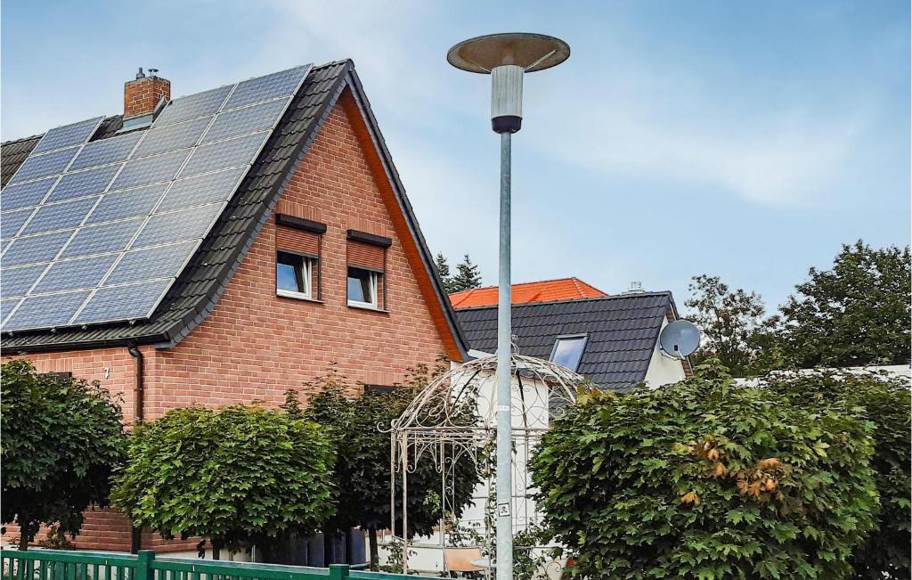 Amazing home in Neubrandenburg with WiFi and 3 Bedrooms , 17034 Neubrandenbourg