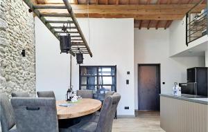Amazing home in Pennautier with Outdoor swimming pool, WiFi and 4 Bedrooms