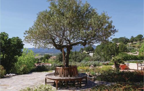 Amazing home in Pierrerue with Private swimming pool, Outdoor swimming pool and Heated swimming pool