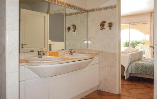 Amazing home in Pierrerue with Private swimming pool, Outdoor swimming pool and Heated swimming pool