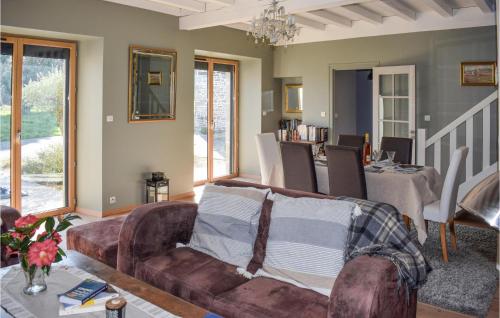 Amazing home in Plouzec with WiFi and 3 Bedrooms