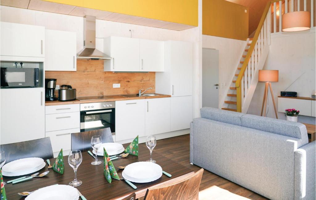 Amazing home in Prm OT Walcherath with 3 Bedrooms and Sauna , 54595 Gondenbrett