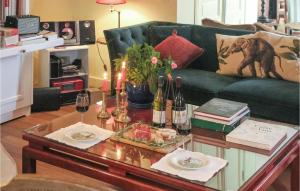 Maison de vacances Amazing home in Ravires with Outdoor swimming pool, 5 Bedrooms and Private swimming pool  89390 Ravières Bourgogne