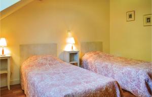 Amazing home in Roisel with 3 Bedrooms and WiFi