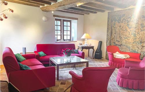 Amazing home in Rouess Vass with 2 Bedrooms and WiFi