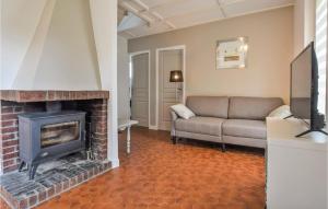 Amazing home in Saint-Aubin-sur-Mer with WiFi and 3 Bedrooms