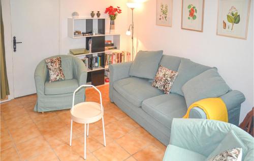 Amazing home in Saint-Gervais-sur-Mare with 2 Bedrooms