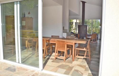 Amazing home in San Giuliano with 4 Bedrooms and WiFi