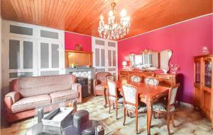Amazing home in Senlecques with 3 Bedrooms and WiFi