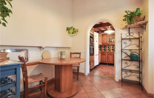Amazing home in St, Paul en Foret with 3 Bedrooms, Private swimming pool and Outdoor swimming pool