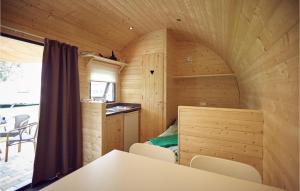 Amazing home in Süsel w/ WiFi