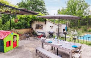 Amazing home in Valras with 4 Bedrooms, WiFi and Outdoor swimming pool
