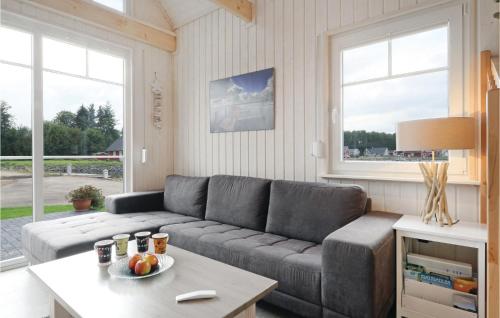 Amazing home in Zerpenschleuse with 2 Bedrooms and WiFi