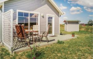 Amazing home in Zerpenschleuse with 2 Bedrooms